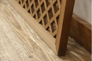 欄間をリペア&カスタム!格子デザインのきりの良いところでカットし、高さと幅をリサイズ。(明かり取り、明り取り、ビンテージ、ヴィンテージ)