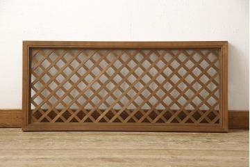 欄間をリペア&カスタム!格子デザインのきりの良いところでカットし、高さと幅をリサイズ。(明かり取り、明り取り、ビンテージ、ヴィンテージ)