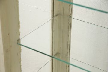 ケビントガラスケースをリペア&カスタム!錠と鍵を使用できるように加工。(飾り棚、陳列棚、収納棚、キャビネット)