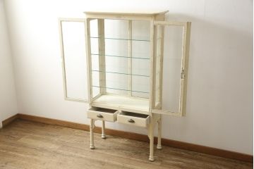 ケビントガラスケースをリペア&カスタム!錠と鍵を使用できるように加工。(飾り棚、陳列棚、収納棚、キャビネット)