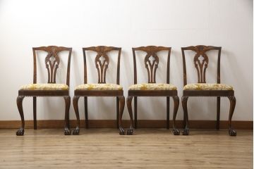 ダイニングチェア4脚をリペア&カスタム!座面生地をご希望の生地に張替え。本体は現状の色味を活かして仕上げ、修繕箇所は本体と馴染むように。(椅子、イス)