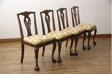 ダイニングチェア4脚をリペア&カスタム!座面生地をご希望の生地に張替え。本体は現状の色味を活かして仕上げ、修繕箇所は本体と馴染むように。(椅子、イス)