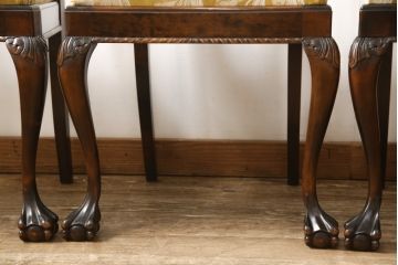 ダイニングチェア4脚をリペア&カスタム!座面生地をご希望の生地に張替え。本体は現状の色味を活かして仕上げ、修繕箇所は本体と馴染むように。(椅子、イス)