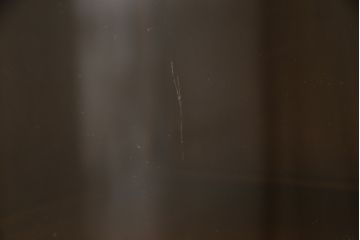 ブックケースの見た目を変えずに綺麗にリペア!現状のお品物に合わせて1トーン程落ち着いた色に着色。(本箱)