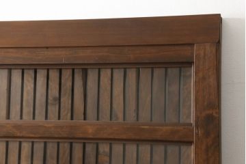 蔵戸をリペア&カスタム!格子裏にクリアガラスはめ込み。指定の吊り金具を取り付けきるよう上下フラットとなるよう造作。既存の鉄金具は黒染めをし、外部用塗にて仕上げ。(玄関戸、引き戸、建具)