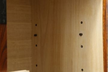 箪笥サイドボードをリペア&カスタム!木製の脚を取り付け、現状の品物に合わせて1トーン程落ち着いた色に着色。(ローボード、収納棚、着物箪笥、テレビ台)