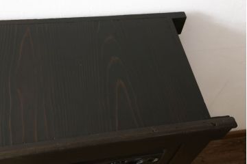 三尺水屋箪笥をリペア&カスタム!高さをリサイズし、本体を上下分割できるように加工。網部分にはすりガラスを取り付け、棚板を新たに製作。色味はチェス系に着色し蜜蝋ワックスにて仕上げ。(収納棚、戸棚、キャビネット、食器棚)