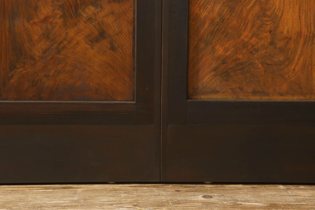 組子帯戸4枚をリペア&カスタム!高さと幅をリサイズし、レーザー加工による組子デザインの枠を製作。表はクリアガラス、裏はすりガラスに交換。色味は当店商品を参考に着色。(引き戸、帯戸)