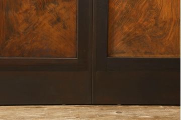 組子帯戸4枚をリペア&カスタム!高さと幅をリサイズし、レーザー加工による組子デザインの枠を製作。表はクリアガラス、裏はすりガラスに交換。色味は当店商品を参考に着色。(引き戸、帯戸)