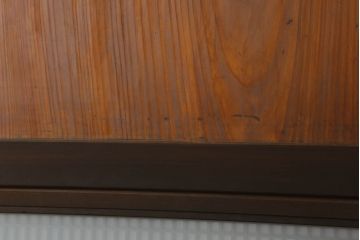 組子帯戸4枚をリペア&カスタム!高さと幅をリサイズし、レーザー加工による組子デザインの枠を製作。表はクリアガラス、裏はすりガラスに交換。色味は当店商品を参考に着色。(引き戸、帯戸)