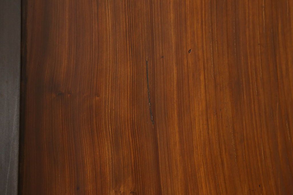 組子帯戸4枚をリペア&カスタム!高さと幅をリサイズし、レーザー加工による組子デザインの枠を製作。表はクリアガラス、裏はすりガラスに交換。色味は当店商品を参考に着色。(引き戸、帯戸)