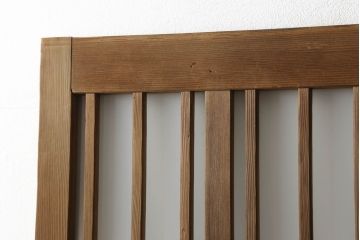 格子戸をリペア&カスタム!引手・金網・鍵・戸車を取り付け。新規製作した戸枠のみ現状の色味を活かして塗装。(引き戸、玄関戸)