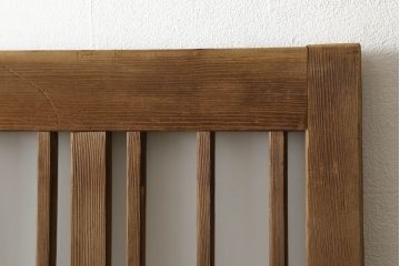 格子戸をリペア&カスタム!引手・金網・鍵・戸車を取り付け。新規製作した戸枠のみ現状の色味を活かして塗装。(引き戸、玄関戸)