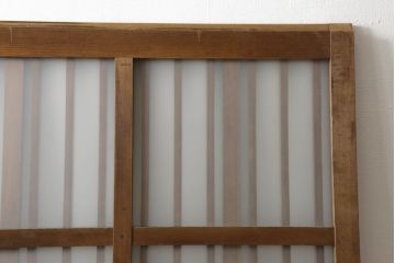 格子戸をリペア&カスタム!引手・金網・鍵・戸車を取り付け。新規製作した戸枠のみ現状の色味を活かして塗装。(引き戸、玄関戸)