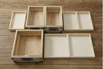 総桐箪笥をリペア&カスタム!中央の小引き出しに内部トレー及びトレー支えを製作。(桐箪笥、和タンス、衣装箪笥、着物箪笥、桐たんす)