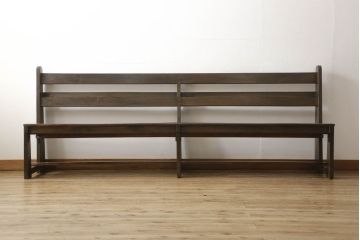 チャーチベンチをリペア&カスタム!脚の四隅にL字型の金具を取り付け強度の補強。現状の品物に合わせて1トーン程落ち着いた色に着色。(木製ベンチ、長椅子、ベンチ)