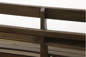 チャーチベンチをリペア&カスタム!脚の四隅にL字型の金具を取り付け強度の補強。現状の品物に合わせて1トーン程落ち着いた色に着色。(木製ベンチ、長椅子、ベンチ)