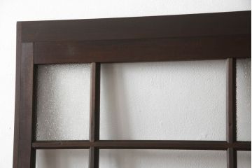 ガラス扉をリペア&カスタム!高さと幅をリサイズし、取っ手位置を調整。金具を取り付け、ガラスの一部をクリアガラスに交換。色味は当店商品を参考に着色。(ドア、建具)