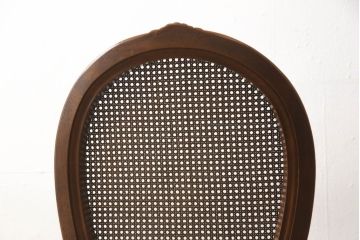 ダイニングチェアの見た目を変えずに綺麗にリペア!現状の色味をベースに、補色や傷消しをして仕上げ。(椅子)