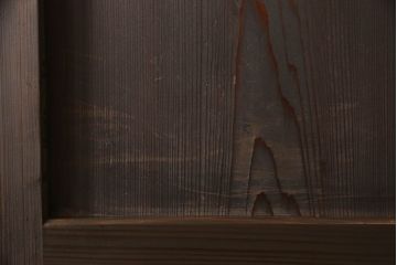 格子帯戸4枚をリペア&カスタム!高さと幅をリサイズし、既存のガラスをすりガラスに交換。本体は現状をベースにして1トーン程落ち着いた色味に着色。(板戸、建具、引き戸)