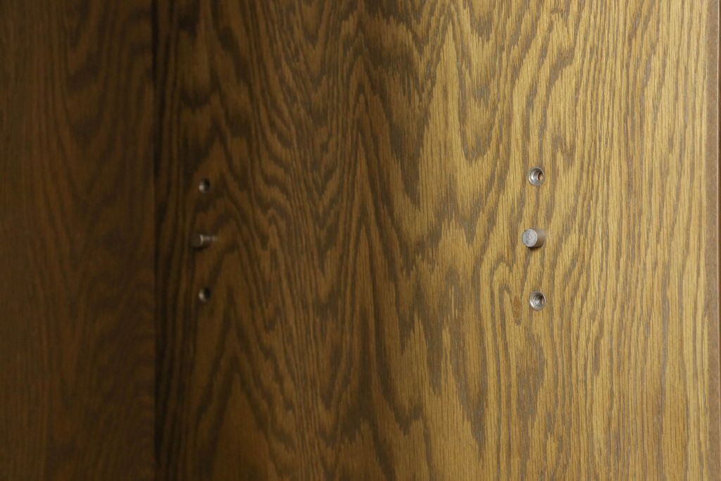 食器棚をリペア&カスタム!既存のガラスをすべてダイヤガラスに交換。本体は現状をベースにして1トーン程落ち着いた色味に着色。(キャビネット、収納棚、戸棚、ヴィンテージ)