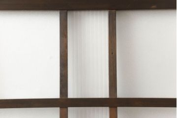 ガラス戸1枚をリペア&カスタム!高さをリサイズし、引手を取り付け。色味は当店の商品を参考に着色。(引き戸、建具)