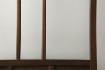 ガラス戸1枚をリペア&カスタム!高さをリサイズし、引手を取り付け。色味は当店の商品を参考に着色。(引き戸、建具)