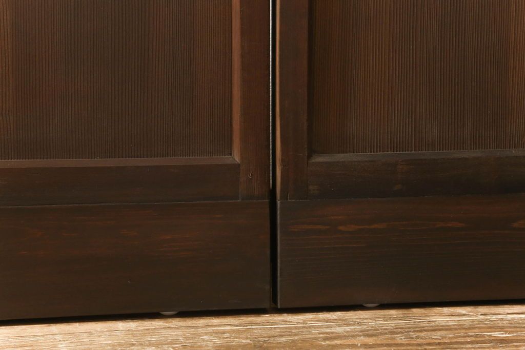 ガラス戸4枚をリペア&カスタム!高さをリサイズし、全てのガラスを新品のクリアガラスに交換。色味は当店商品を参考に着色。(引き戸、建具)