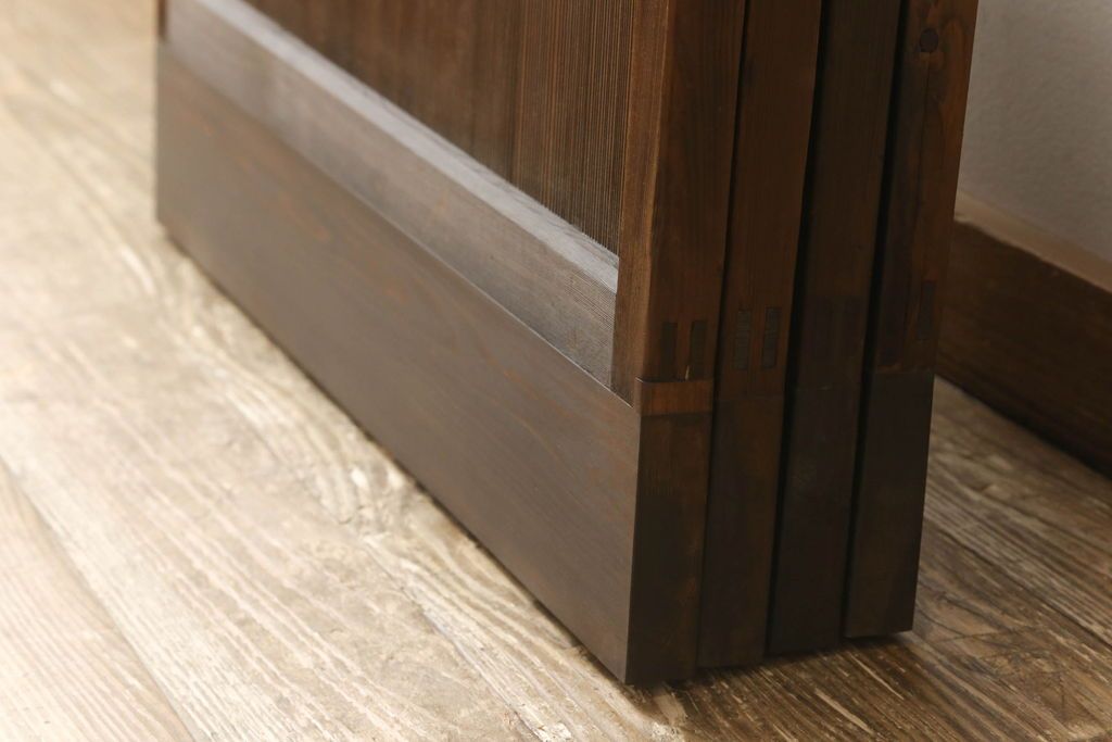 ガラス戸4枚をリペア&カスタム!高さをリサイズし、全てのガラスを新品のクリアガラスに交換。色味は当店商品を参考に着色。(引き戸、建具)