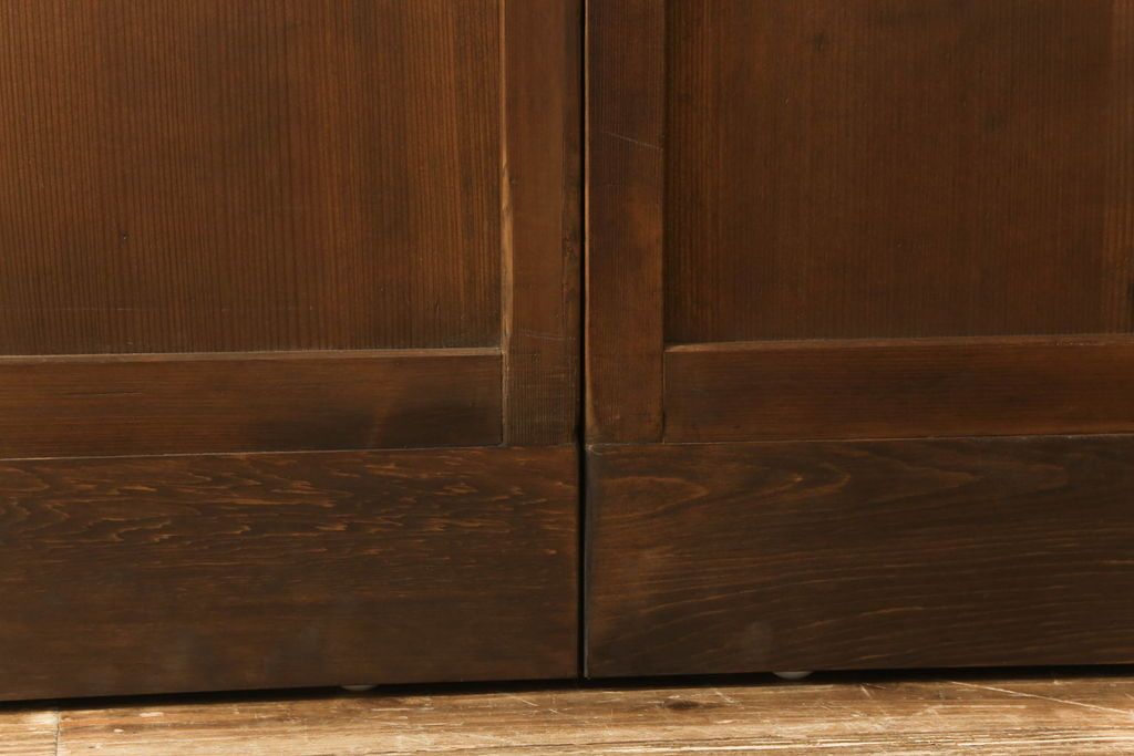 ガラス戸4枚をリペア&カスタム!高さをリサイズし、全てのガラスを新品のクリアガラスに交換。色味は当店商品を参考に着色。(引き戸、建具)