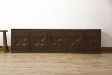 ローボードの見た目を変えずに綺麗にリペア!修繕箇所は本体と馴染ませ、木部は現状をベースにして1トーン程落ち着いた色味に着色。(テレビ台、テレビボード、収納棚、吊り戸棚、ヴィンテージ)