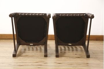 オーク材製のチェアをリペア&カスタム!元の木色をベースに1トーンほど落ち着いたお色味に着色。座面をご希望の生地に張り替え。(ダイニングチェア、椅子)