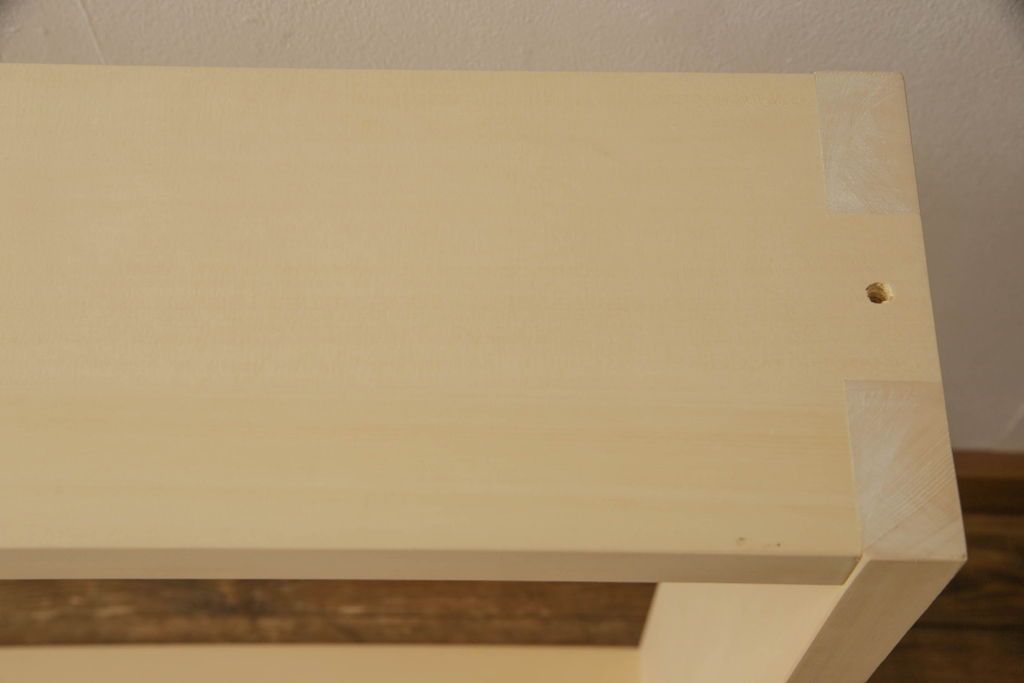 ガラス窓をリペア&カスタム!お客様のご希望に合わせてリサイズ。戸枠を新規製作。着色はせず、手触りが良くなる程度のバフ掛けをして仕上げ。(ガラス戸、引き戸、建具)