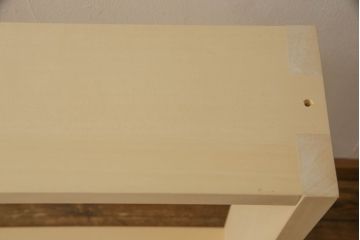 ガラス窓をリペア&カスタム!お客様のご希望に合わせてリサイズ。戸枠を新規製作。着色はせず、手触りが良くなる程度のバフ掛けをして仕上げ。(ガラス戸、引き戸、建具)