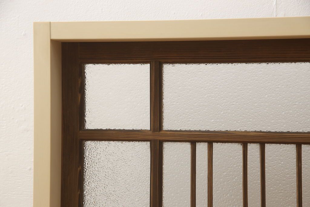 ガラス窓をリペア&カスタム!お客様のご希望に合わせてリサイズ。戸枠を新規製作。着色はせず、手触りが良くなる程度のバフ掛けをして仕上げ。(ガラス戸、引き戸、建具)