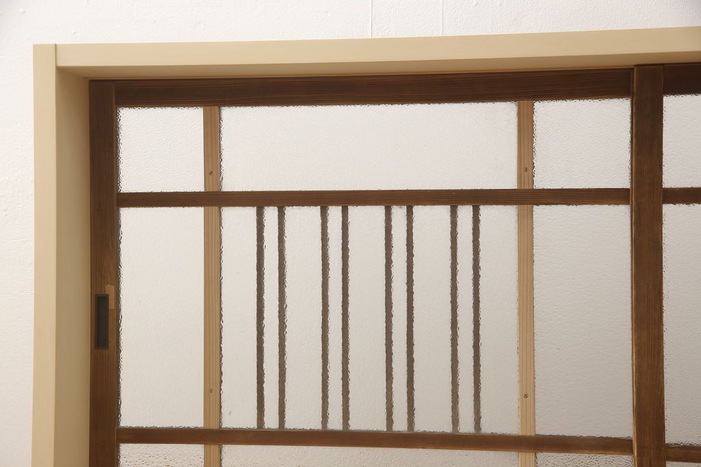 ガラス窓をリペア&カスタム!お客様のご希望に合わせてリサイズ。戸枠を新規製作。着色はせず、手触りが良くなる程度のバフ掛けをして仕上げ。(ガラス戸、引き戸、建具)