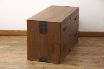 桐箪笥をリペア&カスタム!天板を補強し、金具をフラットに修正加工。自然な茶色に着色仕上げ。(ローボード、テレビ台、ローチェスト、引き出し、桐箪笥、桐たんす、収納箪笥、時代箪笥)