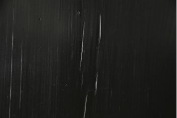 格子帯戸をリペア&カスタム!リサイズし、お客様考案のデザインをベースにステンドグラスを製作し取付け。現状の色味をベースに1トーン濃い色味に着色仕上げ。(引き戸、建具)