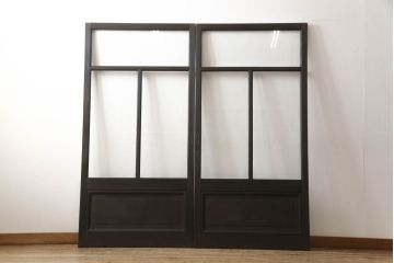 ガラス戸をリペア&カスタム!リサイズし平型戸車を取り付け。クリアガラスをはめ込み、木部はご希望の色味に着色仕上げ。(引き戸、建具)