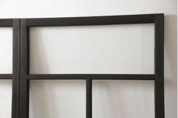 ガラス戸をリペア&カスタム!リサイズし平型戸車を取り付け。クリアガラスをはめ込み、木部はご希望の色味に着色仕上げ。(引き戸、建具)