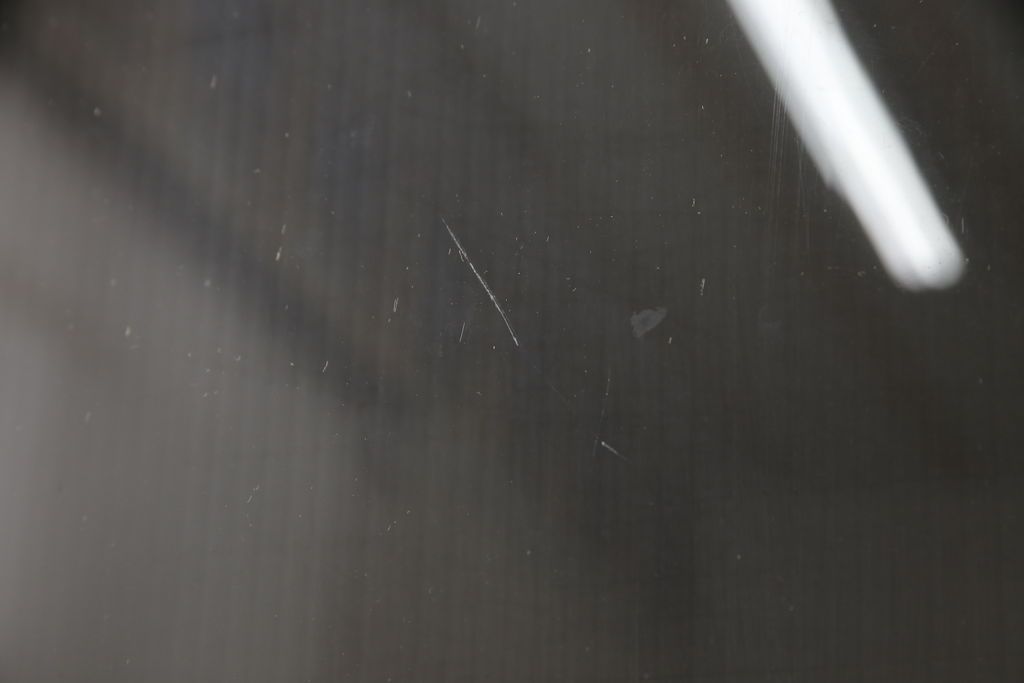 ガラス戸をリペア&カスタム!リサイズし平型戸車を取り付け。クリアガラスをはめ込み、木部はご希望の色味に着色仕上げ。(引き戸、建具)