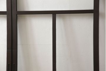 ガラス戸をリペア&カスタム!リサイズし平型戸車を取り付け。クリアガラスをはめ込み、木部はご希望の色味に着色仕上げ。(引き戸、建具)