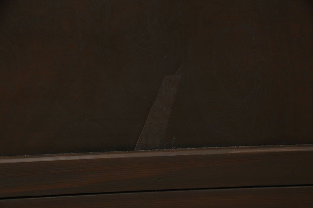 ガラス戸をリペア&カスタム!リサイズし平型戸車を取り付け。クリアガラスをはめ込み、木部はご希望の色味に着色仕上げ。(引き戸、建具)