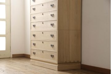 総桐箪笥の見た目を変えずに綺麗にリペア!元の自然な雰囲気をそのままに木地色仕上げ。(四方丸、大丸、桐たんす、和箪笥、和たんす、衣装箪笥)