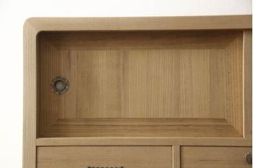 総桐箪笥の見た目を変えずに綺麗にリペア!元の自然な雰囲気をそのままに木地色仕上げ。(四方丸、大丸、桐たんす、和箪笥、和たんす、衣装箪笥)