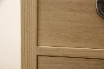 総桐箪笥の見た目を変えずに綺麗にリペア!元の自然な雰囲気をそのままに木地色仕上げ。(四方丸、大丸、桐たんす、和箪笥、和たんす、衣装箪笥)