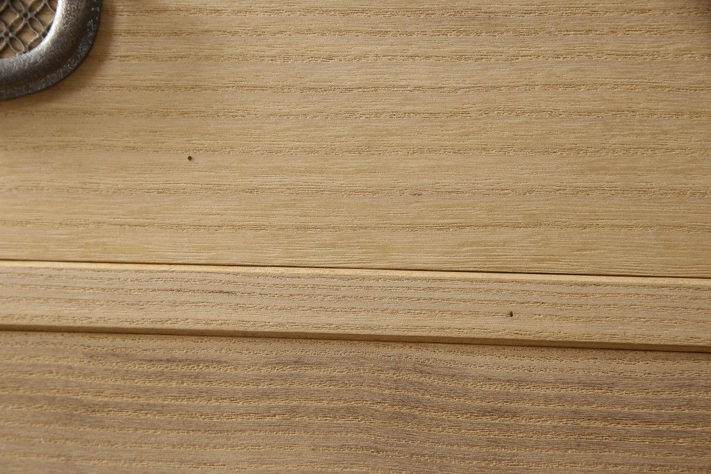 総桐箪笥の見た目を変えずに綺麗にリペア!元の自然な雰囲気をそのままに木地色仕上げ。(四方丸、大丸、桐たんす、和箪笥、和たんす、衣装箪笥)