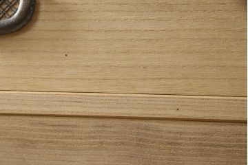 総桐箪笥の見た目を変えずに綺麗にリペア!元の自然な雰囲気をそのままに木地色仕上げ。(四方丸、大丸、桐たんす、和箪笥、和たんす、衣装箪笥)