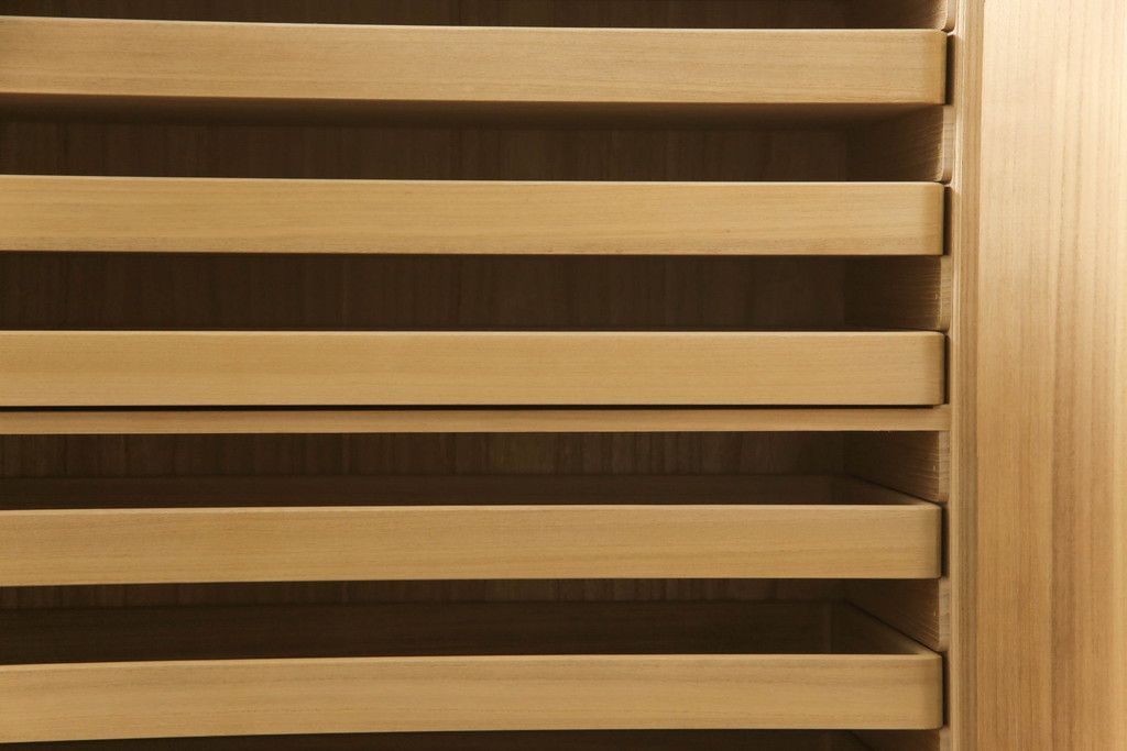 加茂総桐箪笥の見た目を変えずに綺麗にリペア!本来の美しさを活かした木地色仕上げ。(胴厚・四方丸、桐タンス、桐たんす、着物箪笥)