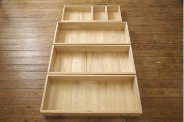 加茂総桐箪笥の見た目を変えずに綺麗にリペア!本来の美しさを活かした木地色仕上げ。(胴厚・四方丸、桐タンス、桐たんす、着物箪笥)